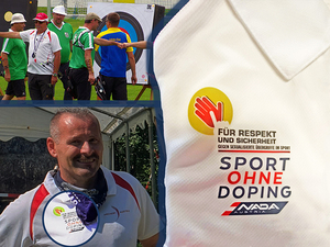 Am Bild zu sehen sind Bogensport Schiedsrichter, Bogensportler und ein Schiedsrichter Trikot mit Sport ohne Doping Logo